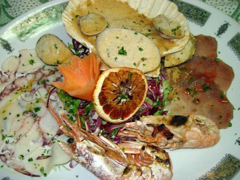 Lago Maggiore Lesa Eksteriør billede