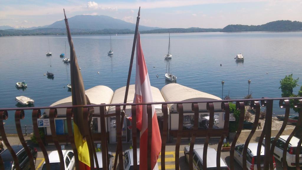 Lago Maggiore Lesa Eksteriør billede